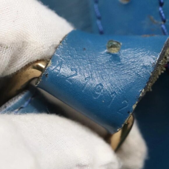 LOUIS VUITTON Epi Petit Noe Shoulder Bag Blue LV Auth - Picture 11 of 16